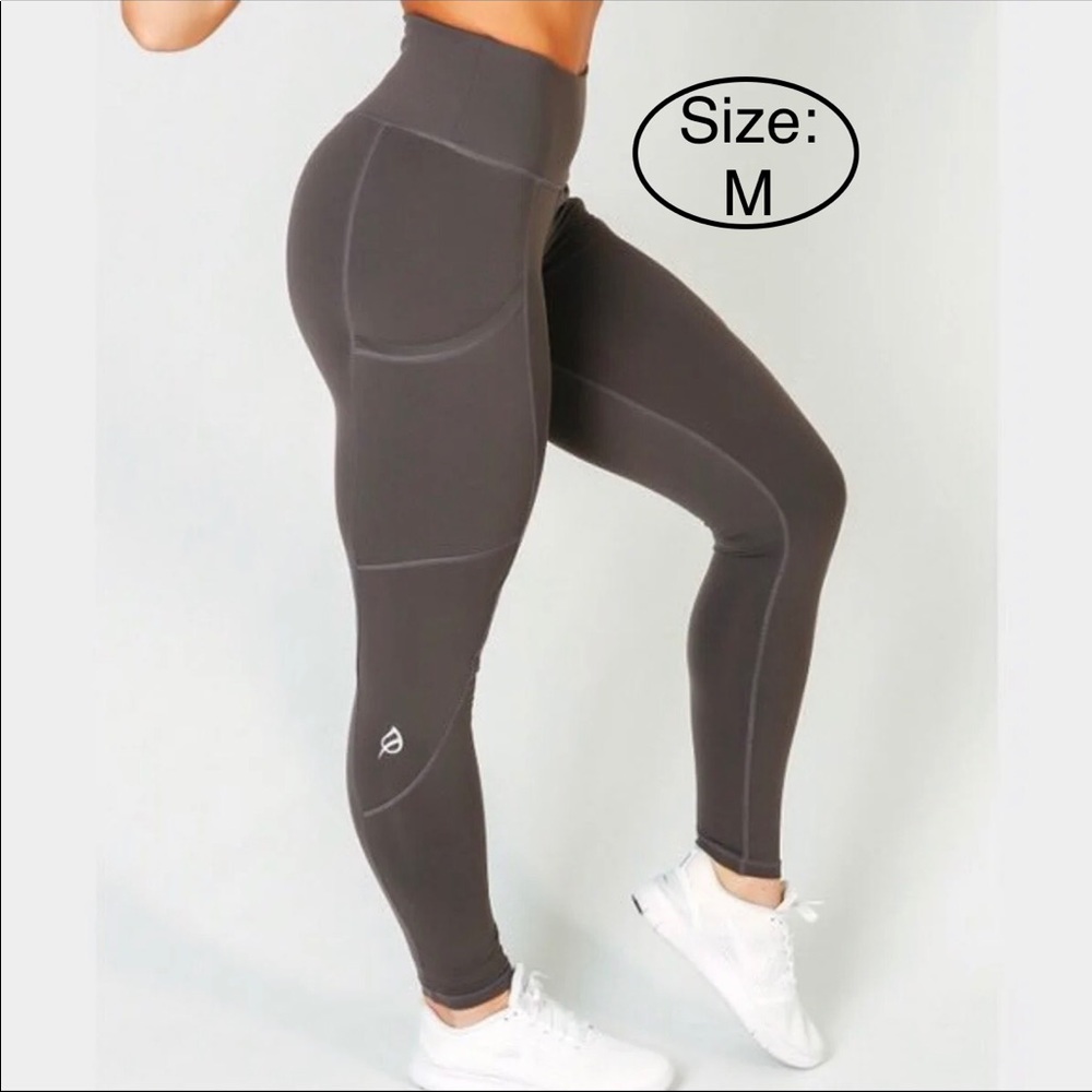 Ptula Sami Leggings: Gray, Medium. Hemmed*